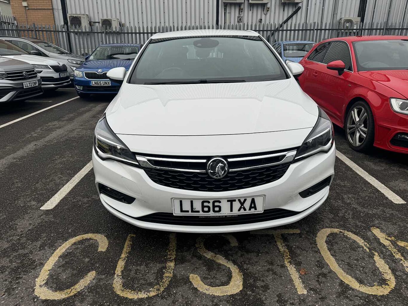 Vauxhall Astra 1.4i 16v Turbo SRi (150PS) 5-Door Hatch