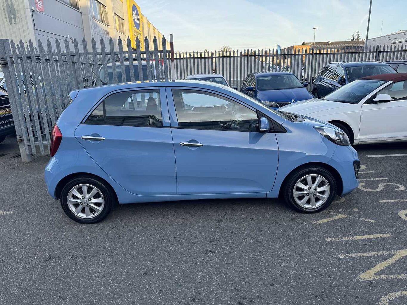 Kia Picanto 1.25 2 5-Door Hatchback