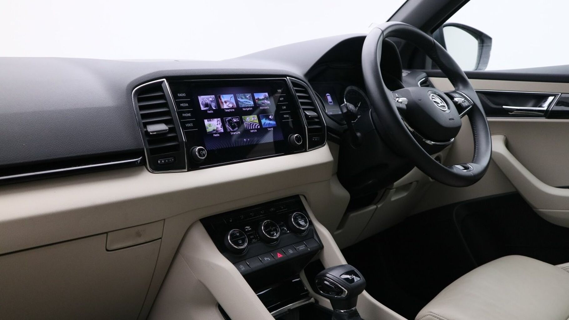 SKODA Karoq SUV 1.5 TSI (150ps) SE L ACT DSG