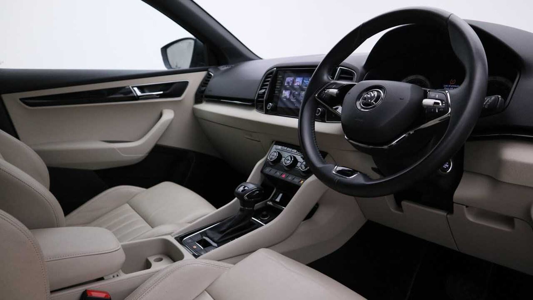 SKODA Karoq SUV 1.5 TSI (150ps) SE L ACT DSG