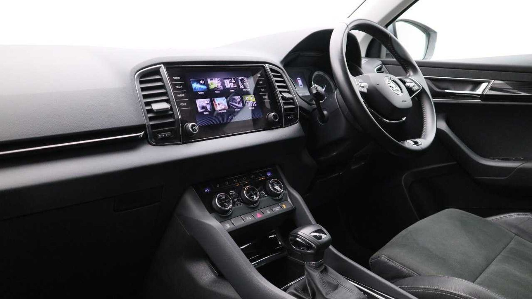SKODA Karoq SUV 1.5 TSI (150ps) SE L ACT DSG