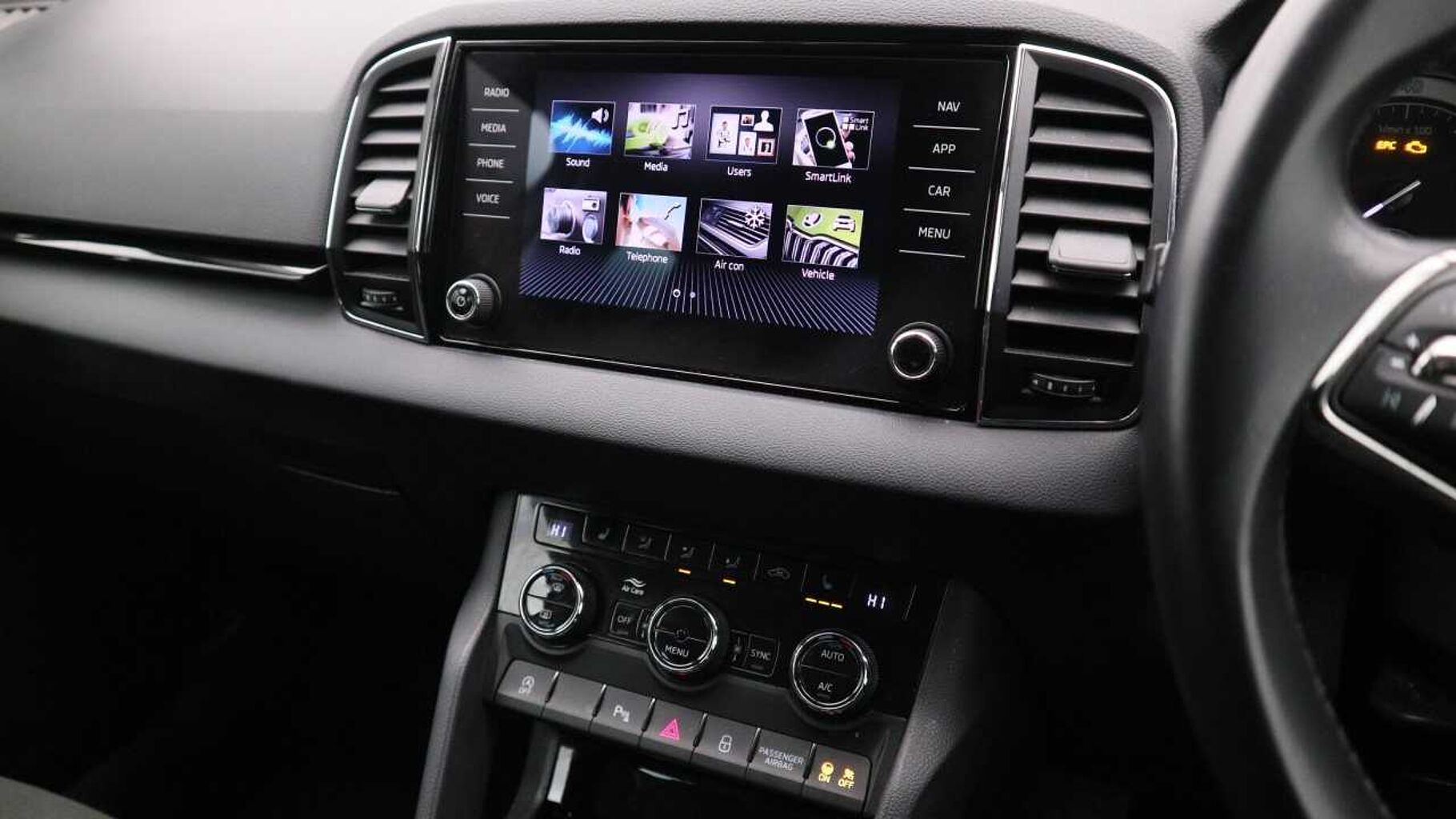 SKODA Karoq SUV 1.5 TSI (150ps) SE L ACT DSG
