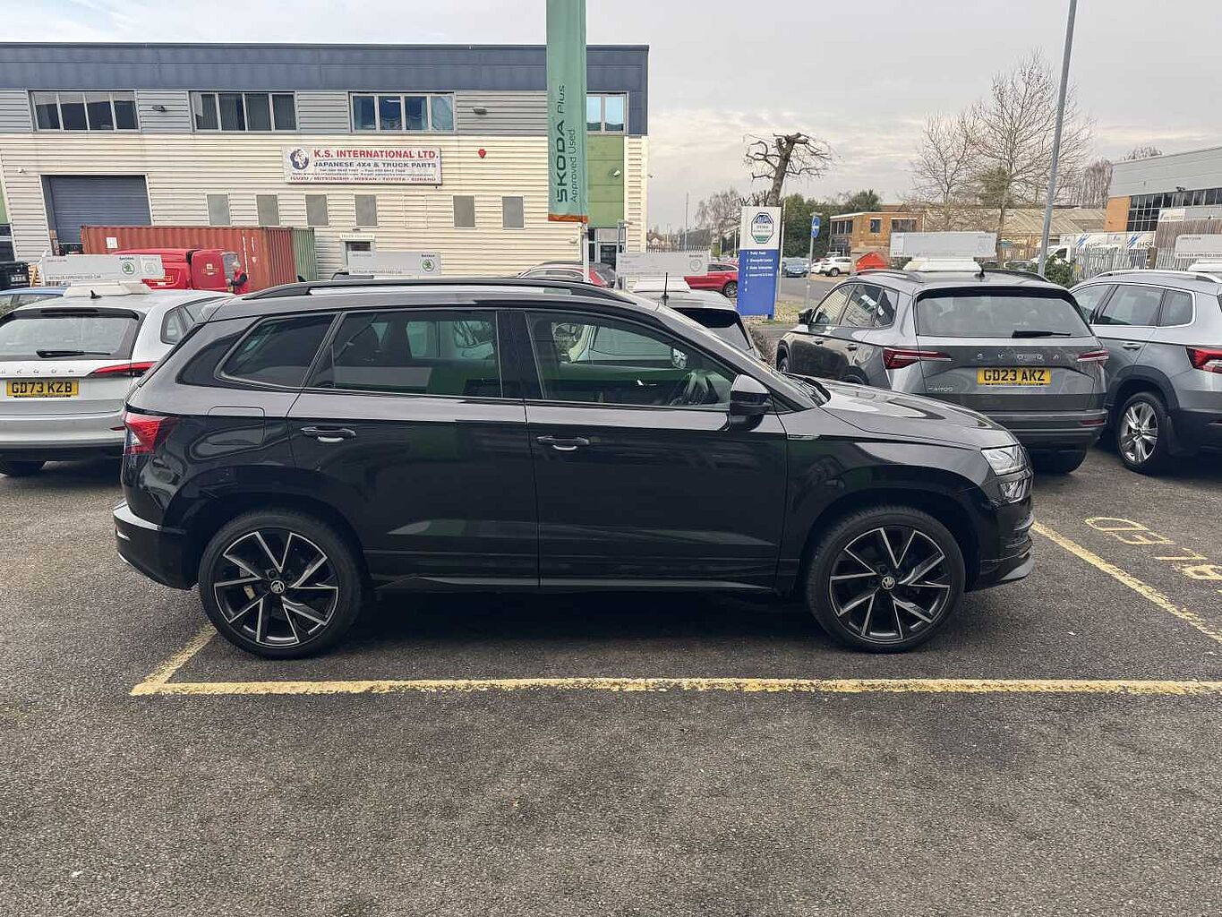 SKODA Karoq SUV 2.0 TSI (190ps) 4X4 SportLine DSG