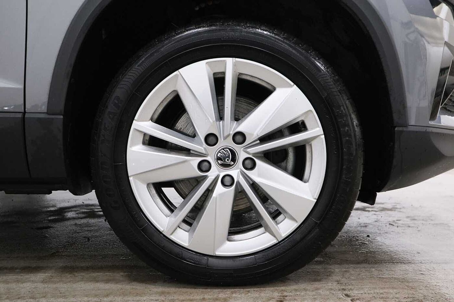SKODA Karoq SUV 1.5 TSI (150ps) SE Drive ACT DSG