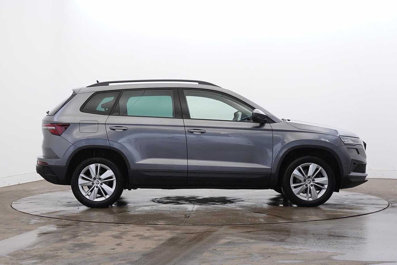 SKODA Karoq SUV 1.5 TSI (150ps) SE Drive ACT DSG