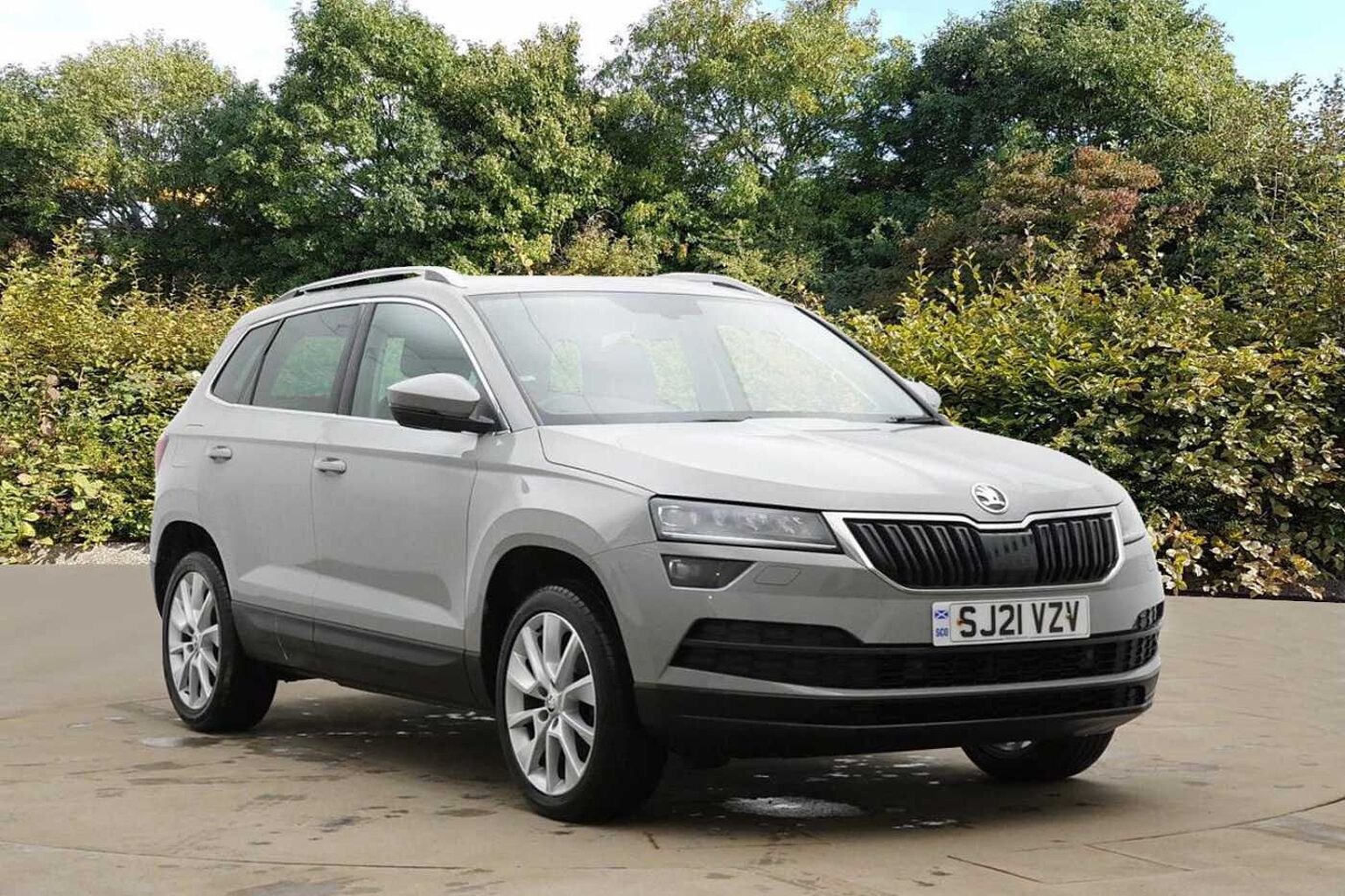 SKODA Karoq SUV 1.0 TSI (110ps) SE L
